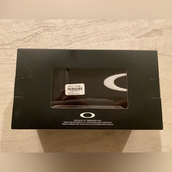 Oakley Ski Goggles with Orange Lens - Picture 3 of 3